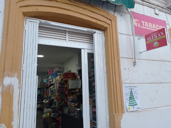 fachada de la tienda